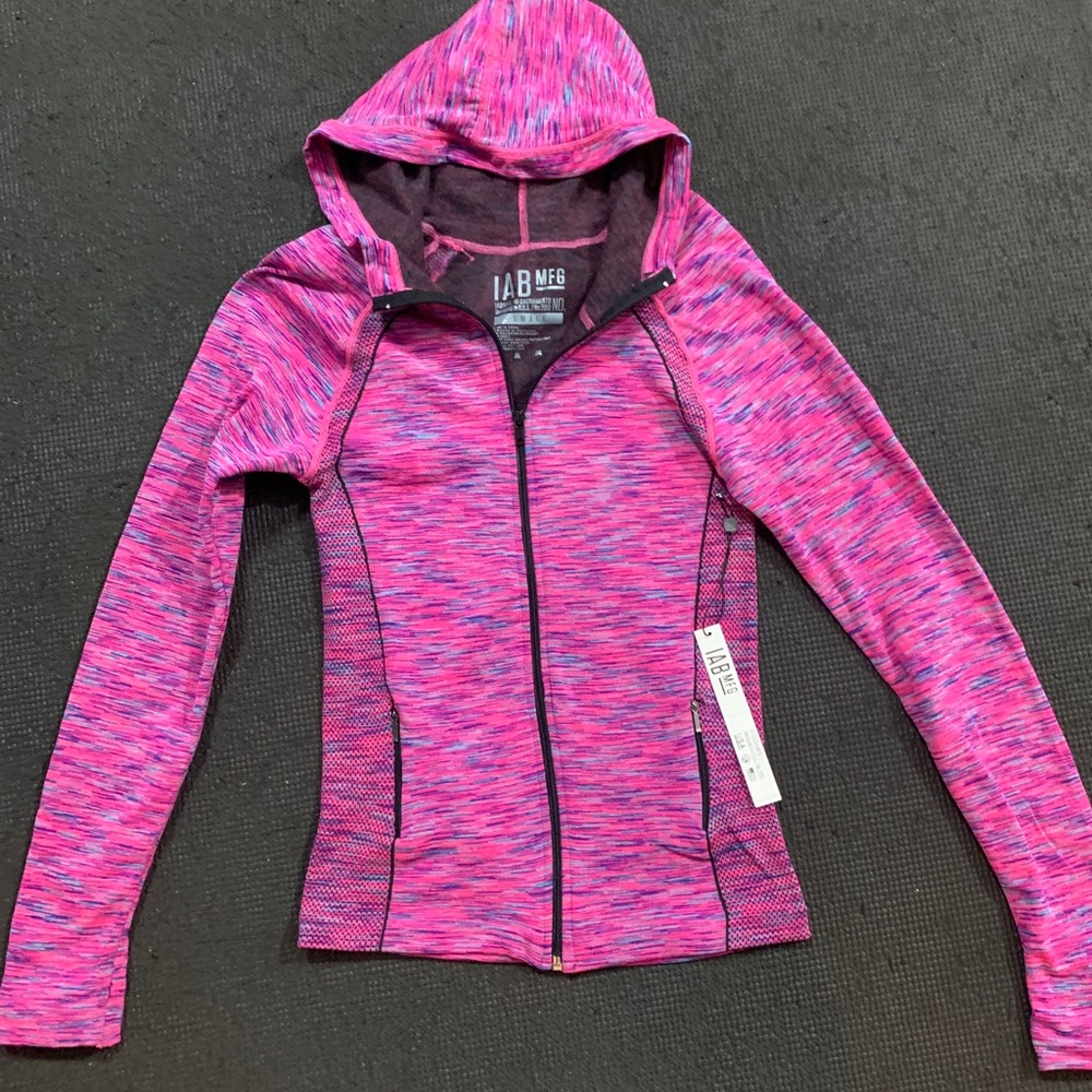 IAB MFG Contour Jacket